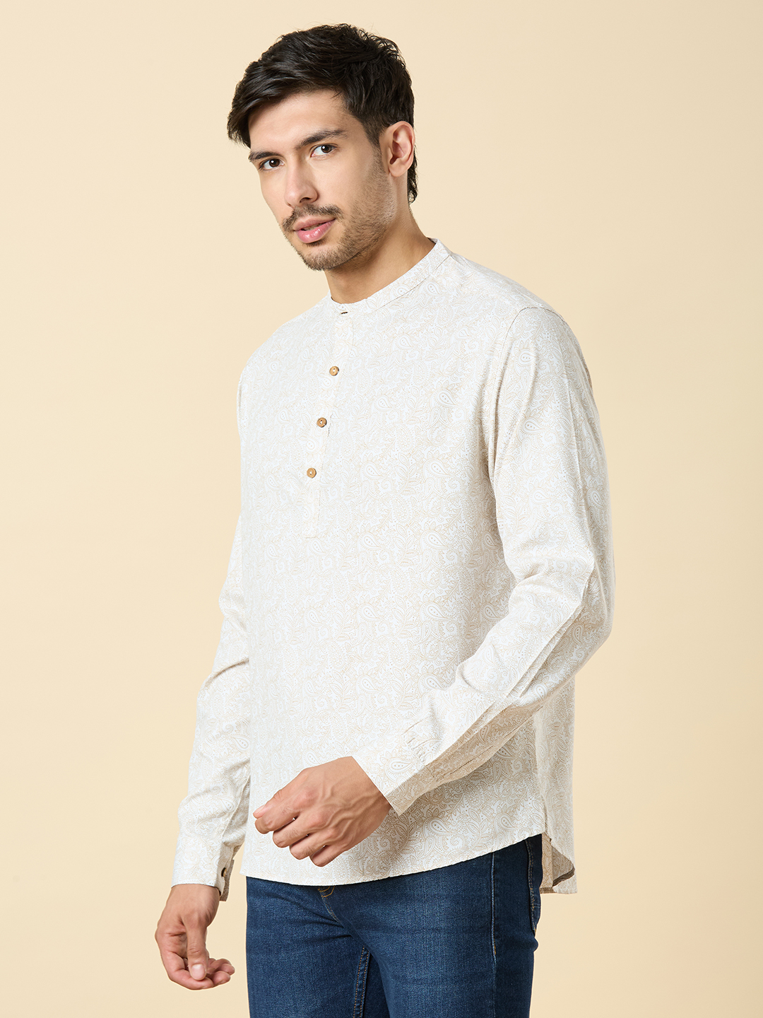 Men's Ivory White Cotton With Beige Paisley Print Classic Short Kurta Shirt ( Regular Fit)