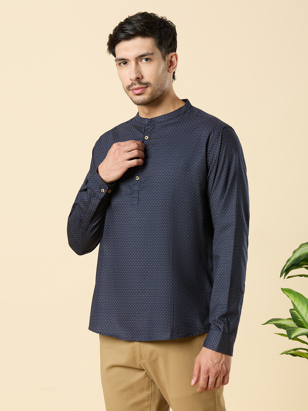 Men's Navy Blue Soft Cotton With Beige Print Classic Short Kurta Shirt ( Regular Fit)